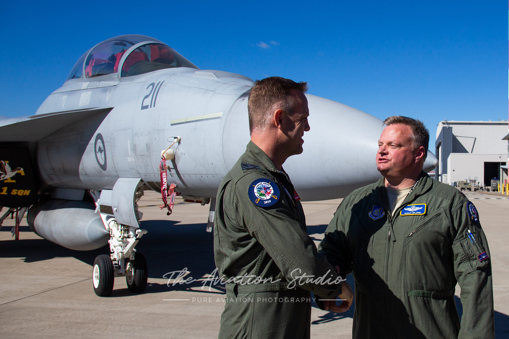  Group Captain Stephen Chappell 82nd Wing (L)  Colonel Barley Baldwin, Amberley USAF Group Commander, 13th Expeditionary Air Force (R) (Image: Lance Broad)